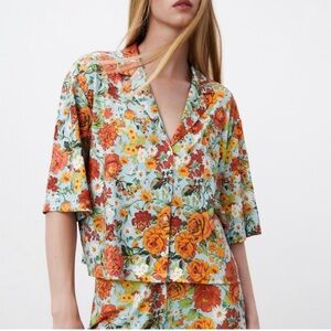 NWT Zara Green Floral Button Down Blouse Retro Top Women's Small Vintage Style